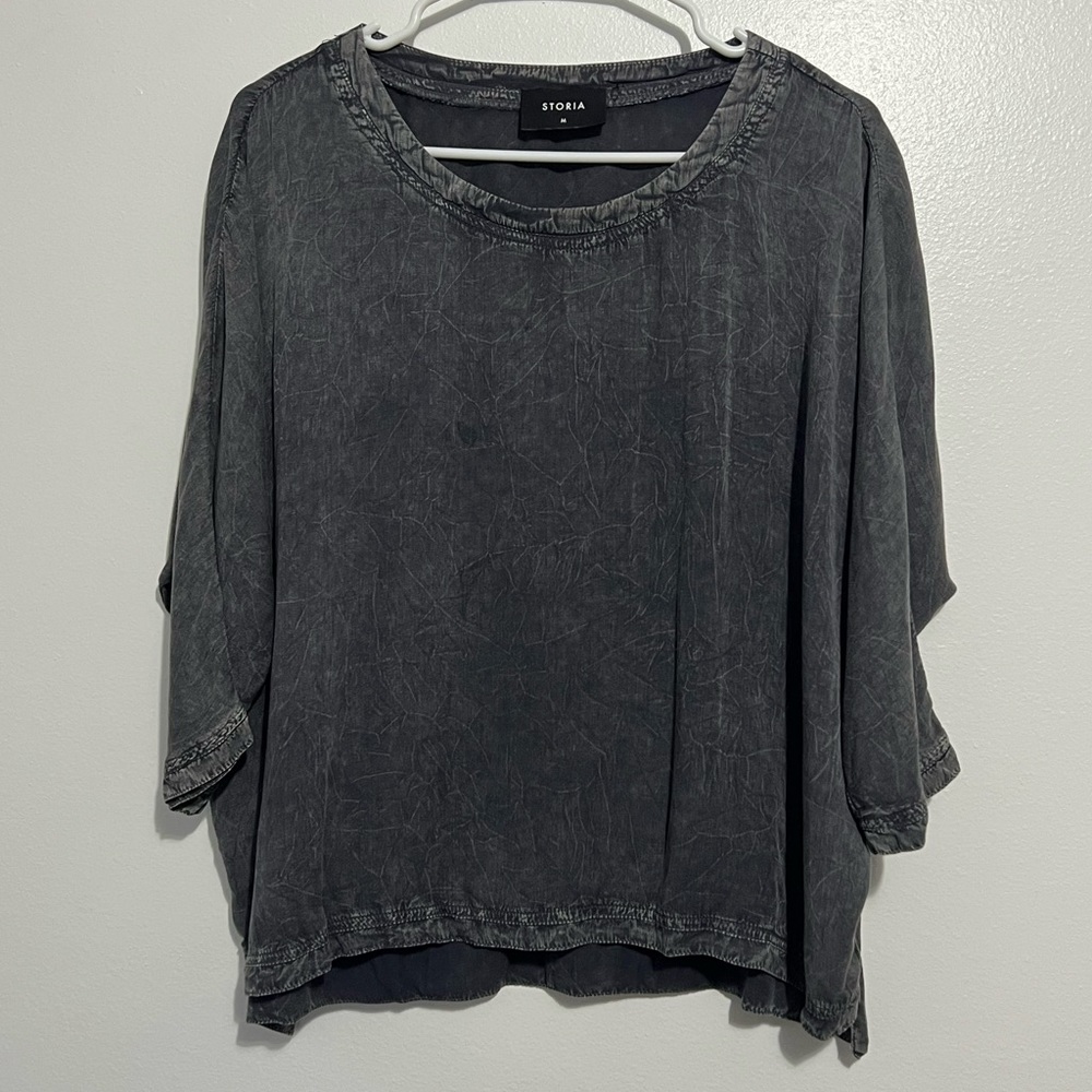 Storia top, size M - like new!